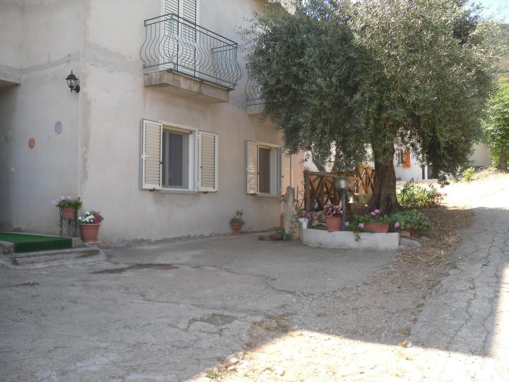 Appartamento Sa Funtana Кардеду Номер фото